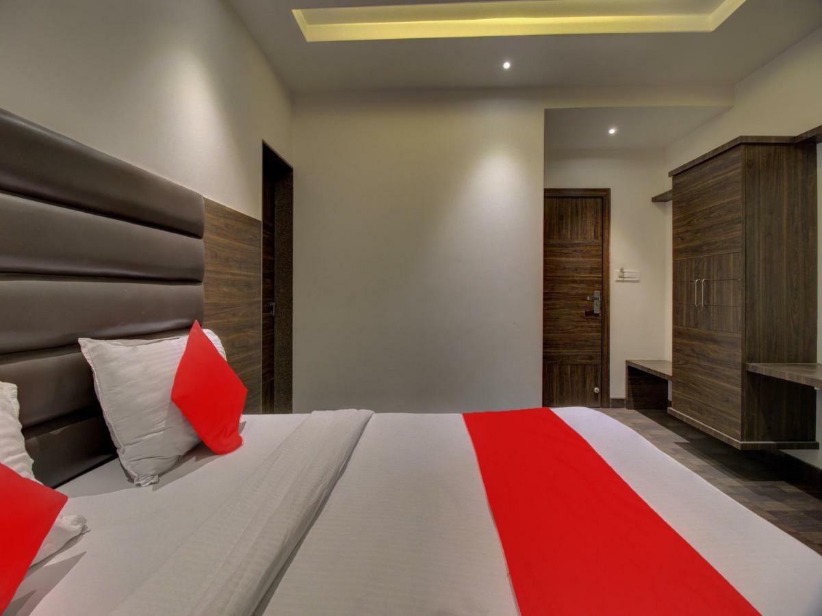Sāngli Oyo 35844 Hotel Lotus Residency المظهر الخارجي الصورة