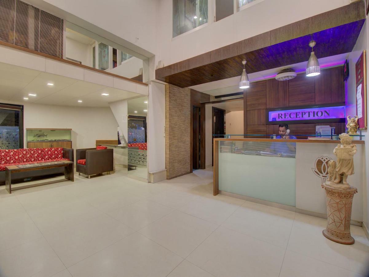 Sāngli Oyo 35844 Hotel Lotus Residency المظهر الخارجي الصورة