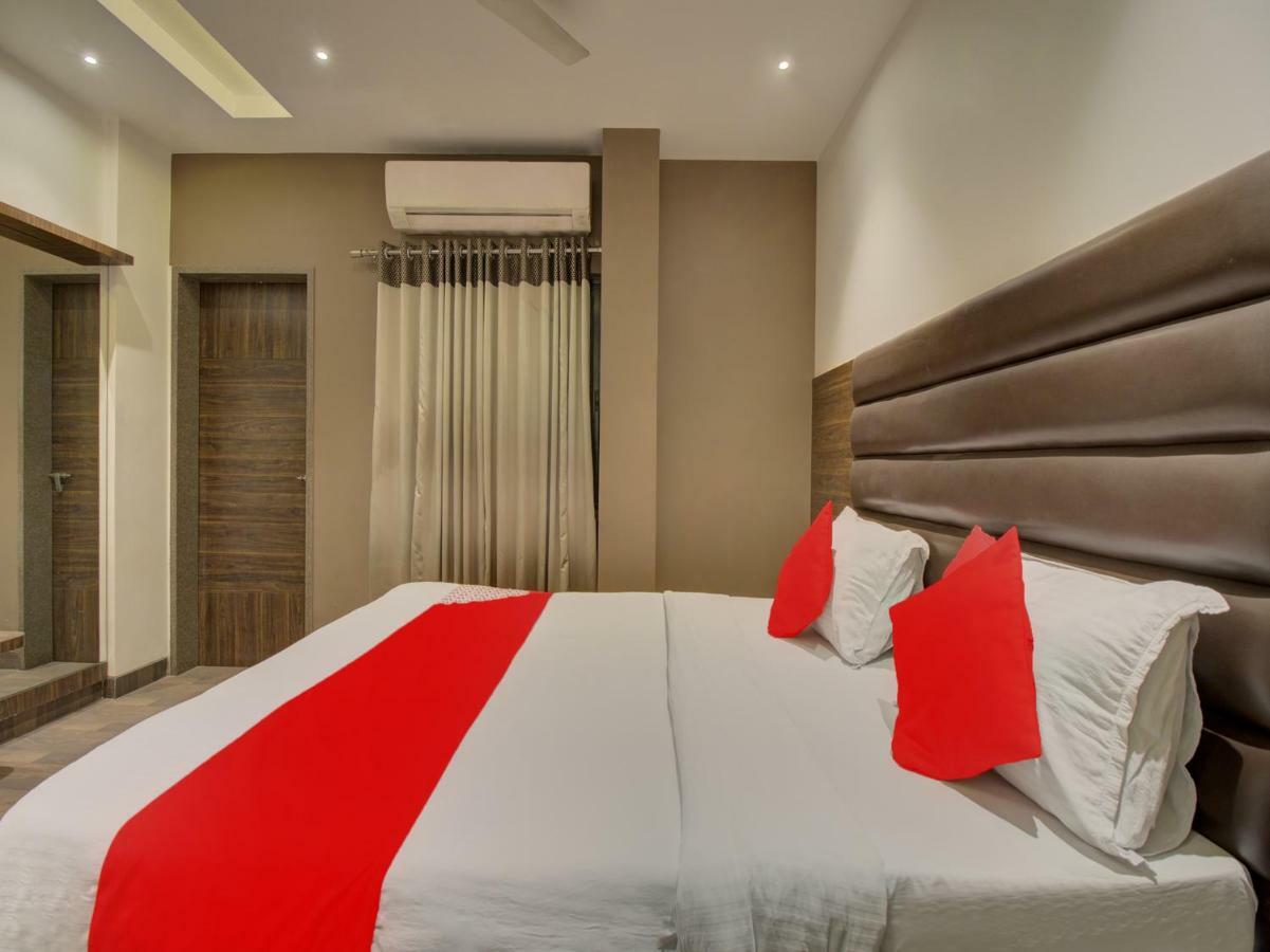 Sāngli Oyo 35844 Hotel Lotus Residency المظهر الخارجي الصورة
