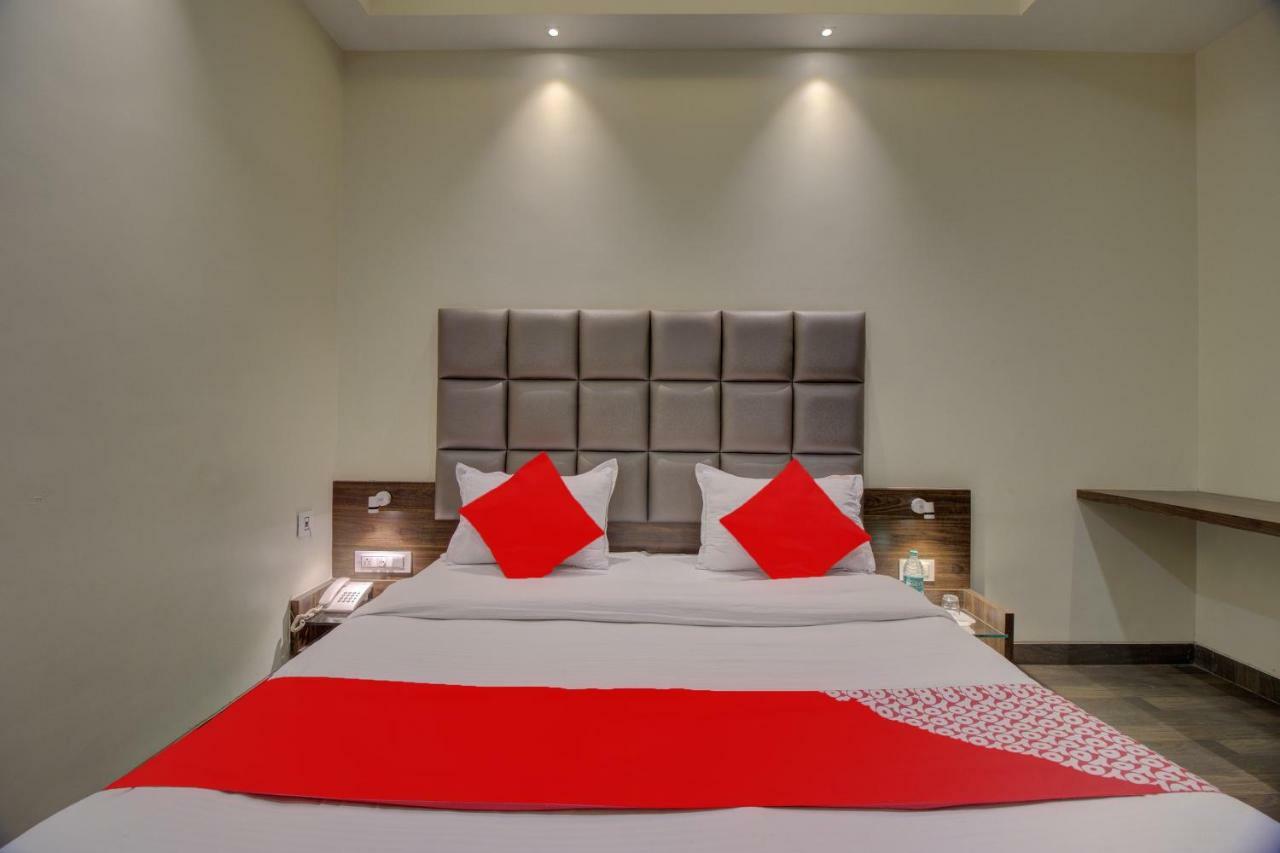 Sāngli Oyo 35844 Hotel Lotus Residency المظهر الخارجي الصورة